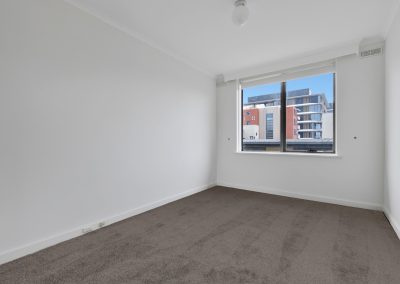 Photo of a room in a house in St Kilda, VIC with new carpet installed by Investa Projects.